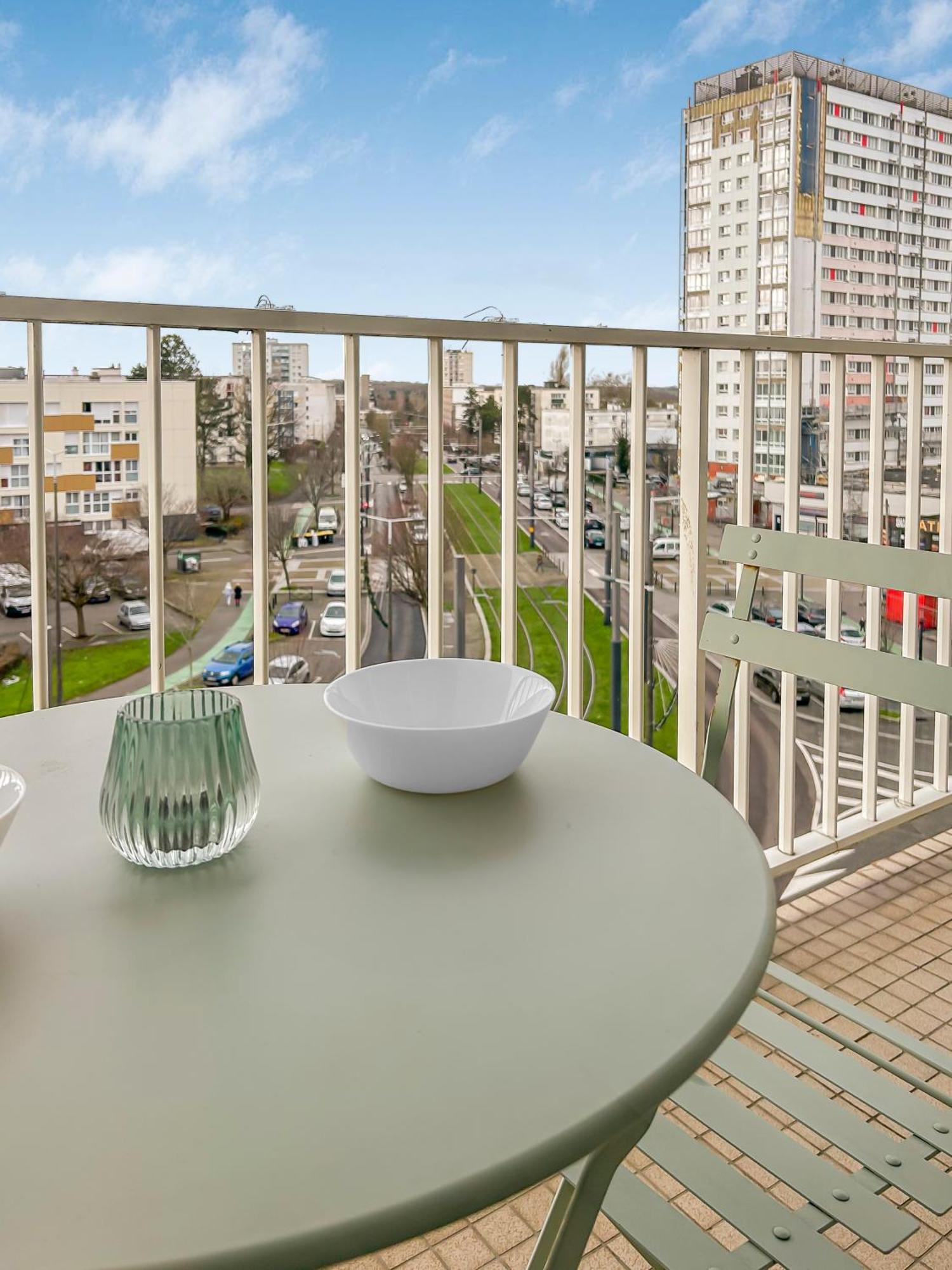 Lumineux Avec Balcon & Confort Familial Le Havre